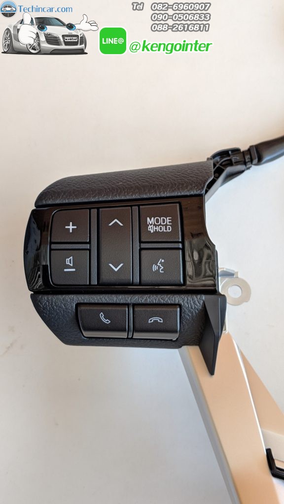 ปุ่ม Control พวงมาลัยมัลติฟังชั่น Toyota New Fortuner และ Revo (สีทูโทน เทา - ดำ)