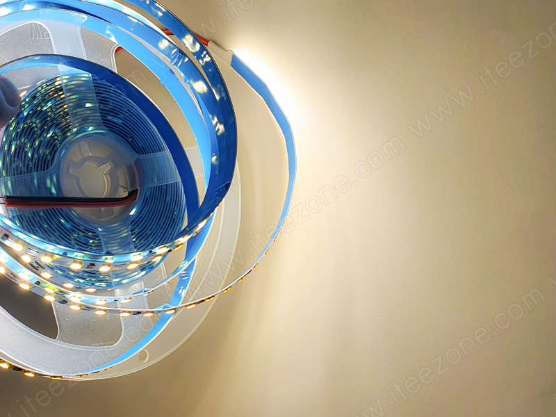 LED Strip เส้น 2835 ม้วน 5 เมตร 120 LED/M สี Warm white 4000K (ไม่กันน้ำ IP20)