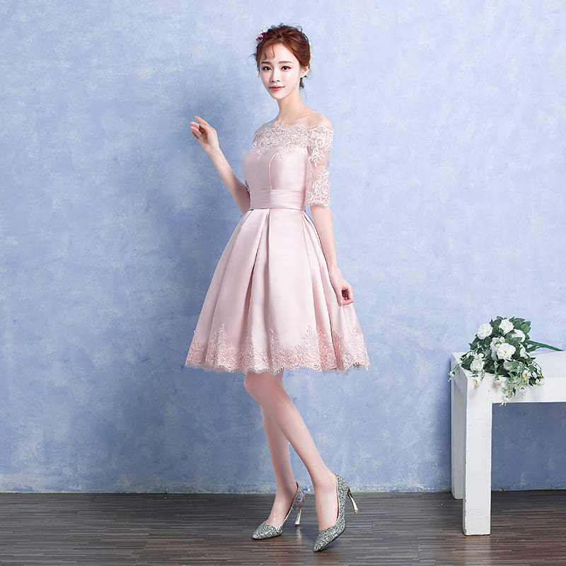 ชุดราตรีสั้น ไหล่ปาด **สีชมพู Size L-XL** แขนสามส่วน ผ้าไหมดัชเชส งานร้อยหลัง