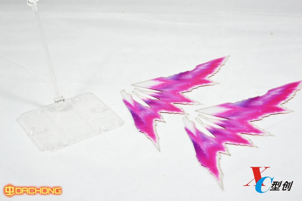 ปีกแสง RG Destiny Gundam