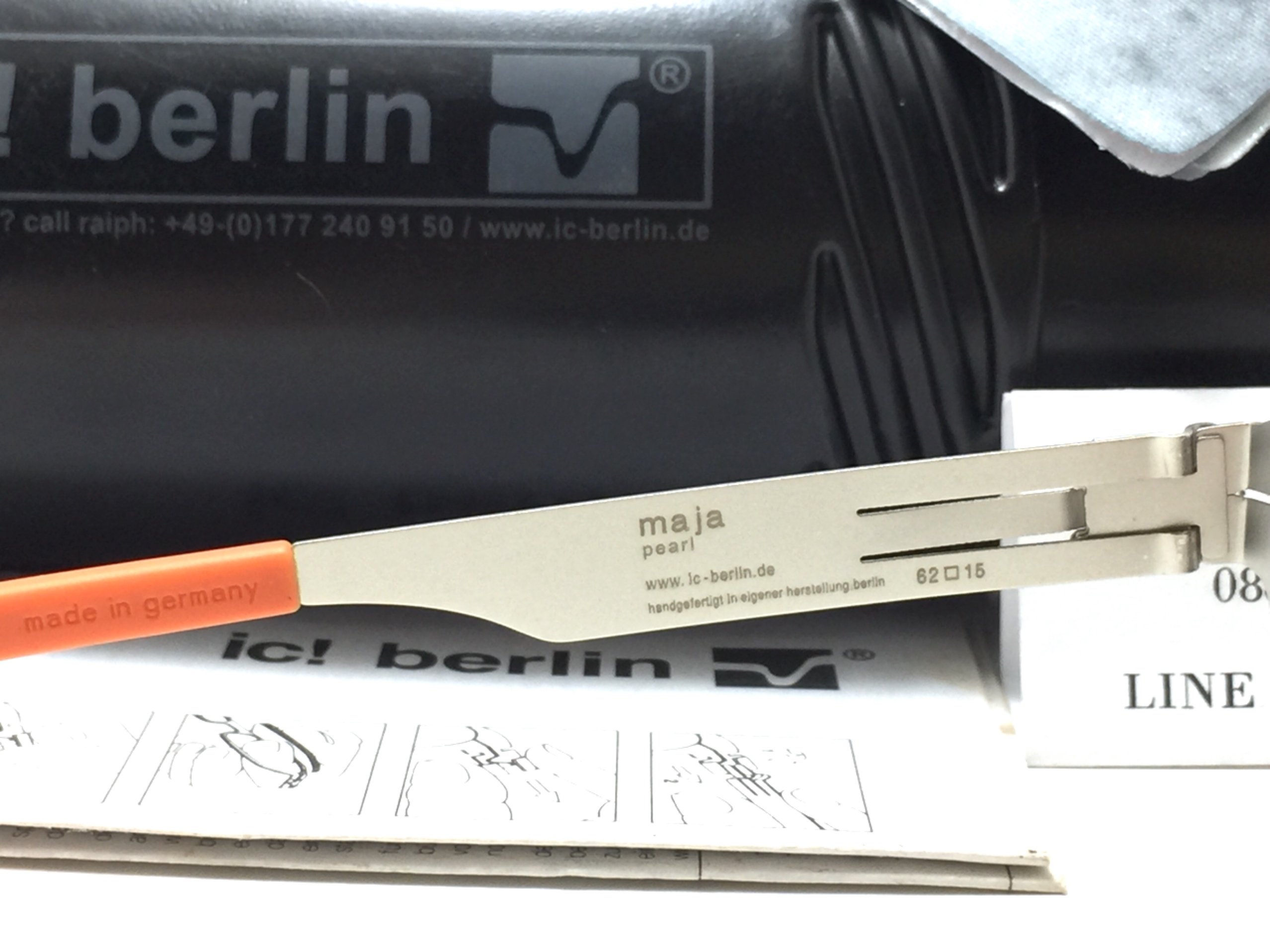 แว่นกันแดด ic berlin model maja peral 62-15 <เงิน>