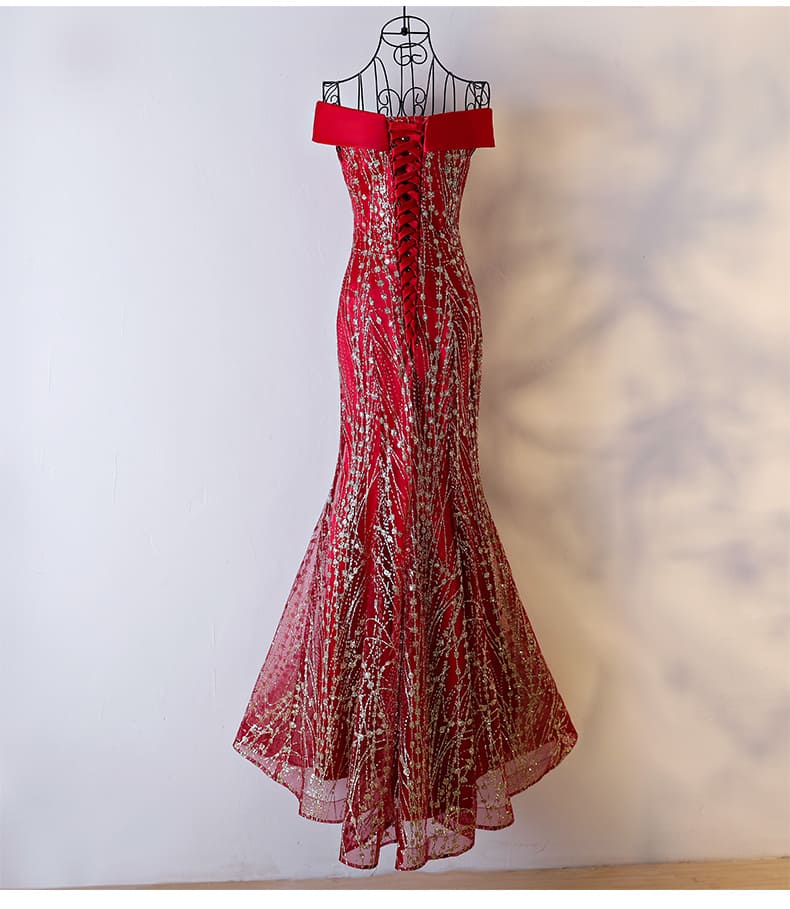 ชุดราตรียาว ไหล่ปาด สีแดง Size S-M ผ้ากลิตเตอร์ ทรงหางปลา งานร้อยหลัง