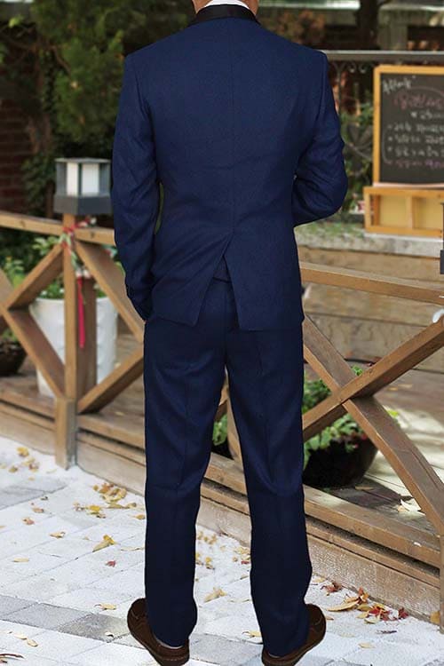สูทเจ้าบ่าว เกรดพรีเมี่ยม สีกรมท่า ปกดำเงา(สูท+เสื้อกั๊ก+กางเกง) พร้อมส่ง S,M
