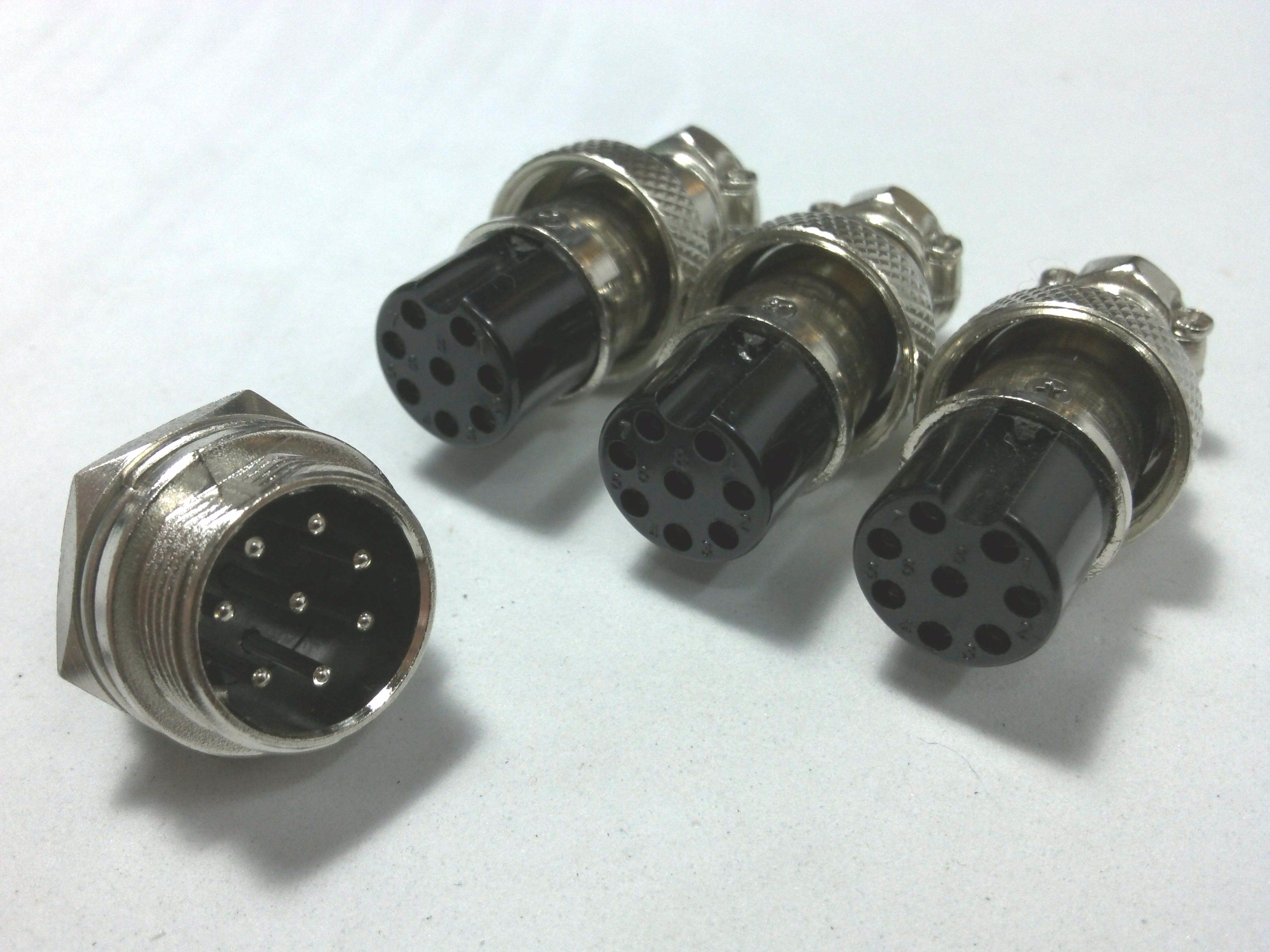 J.เครื่องส่ง 8P ต่อสาย