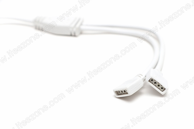 Connector 4 pin เข้า 1 ออก 2