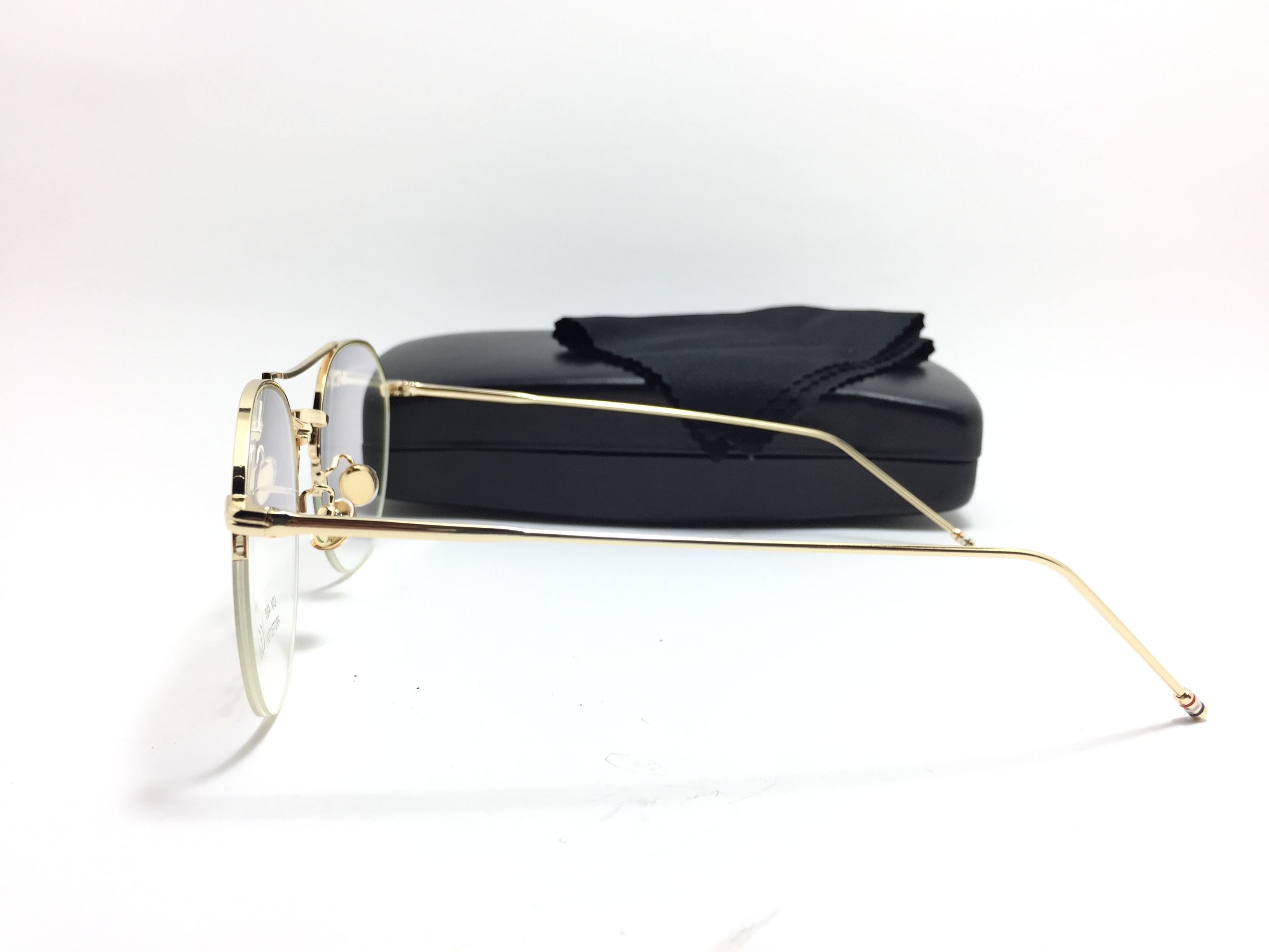 แว่นกันแดดแฟชั่น Gold Box Flat Light Microscopy 3326 52-23 150 <ทอง>