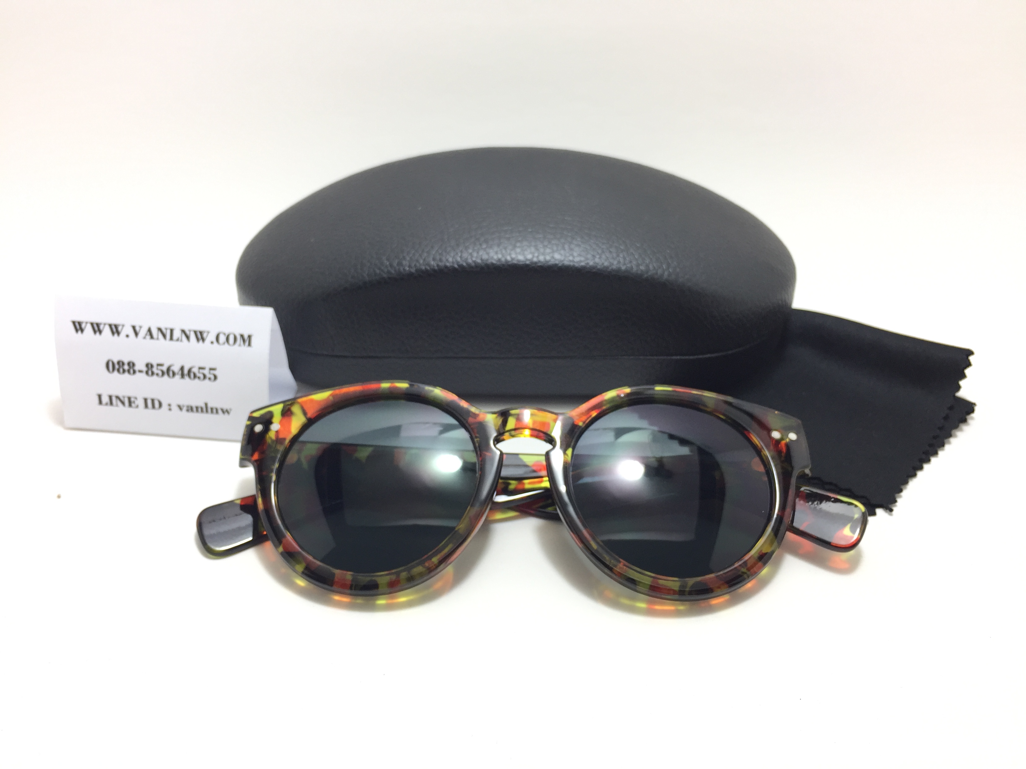 แว่นกันแดด Coldwater Creek Sunglasses <กระ>