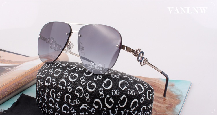 แว่นกันแดด Guess Sunglasses รุ่น GF6054 59-14 145 *3 <แท้ 100%>