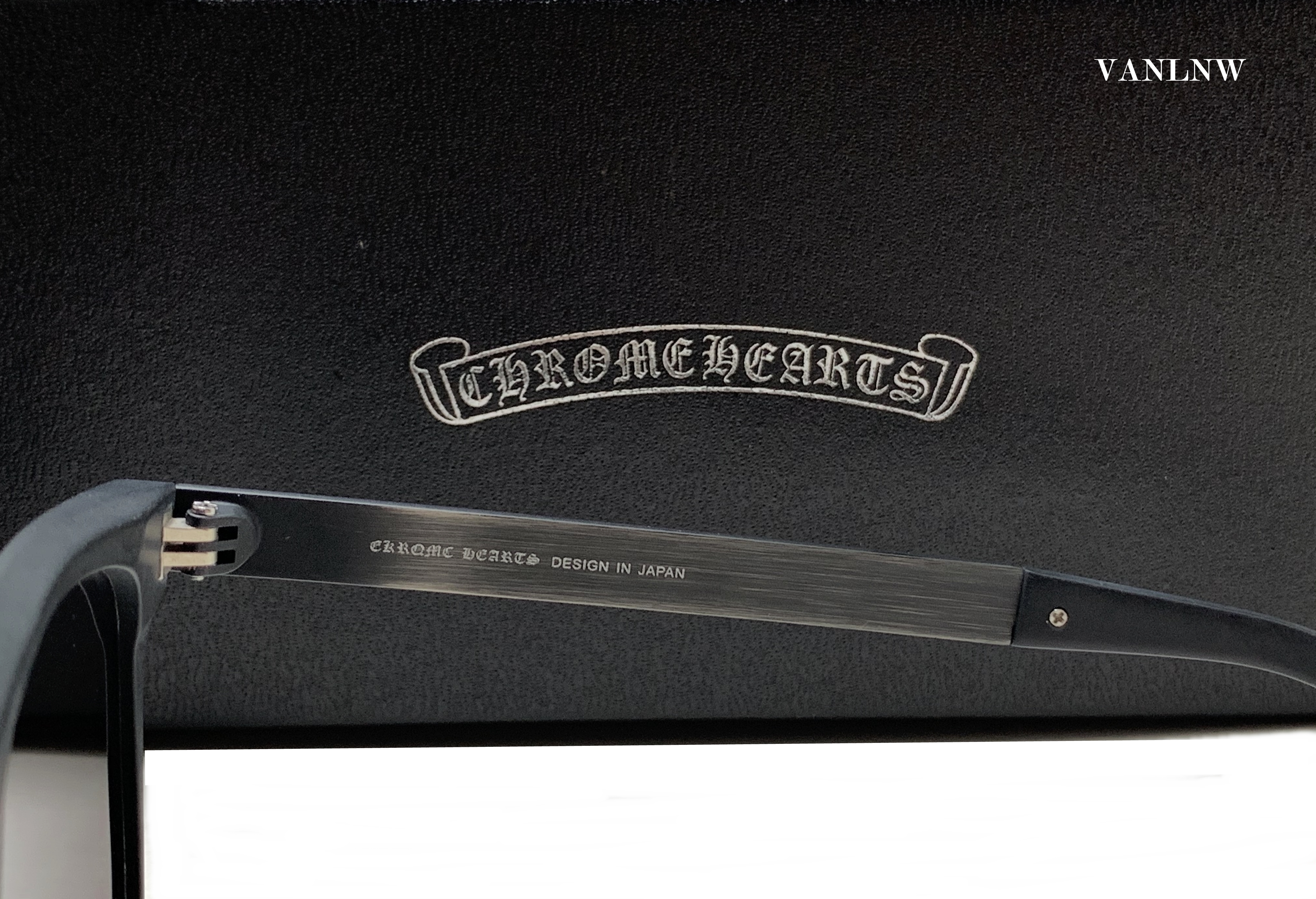แว่นกันแดด Chrome Hearts FRUM II Sunglasses <ปรอทน้ำเงิน>