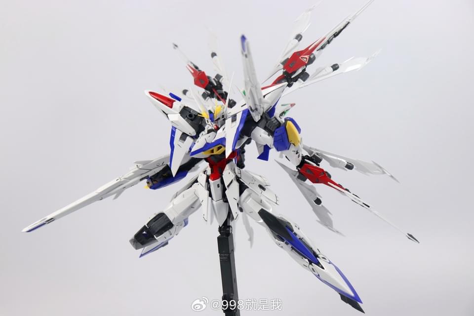 MG 1/100 Eclipse + Maneuver Striker Pack (6658) [Daban]