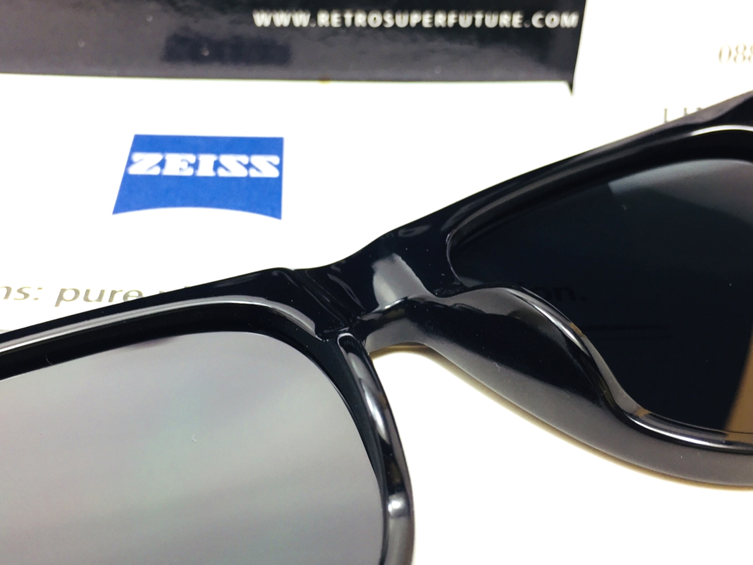 แว่นกันแดด SUPER Basic Francis Black & Gold 55-17 145 <ดำ-ขาทอง>