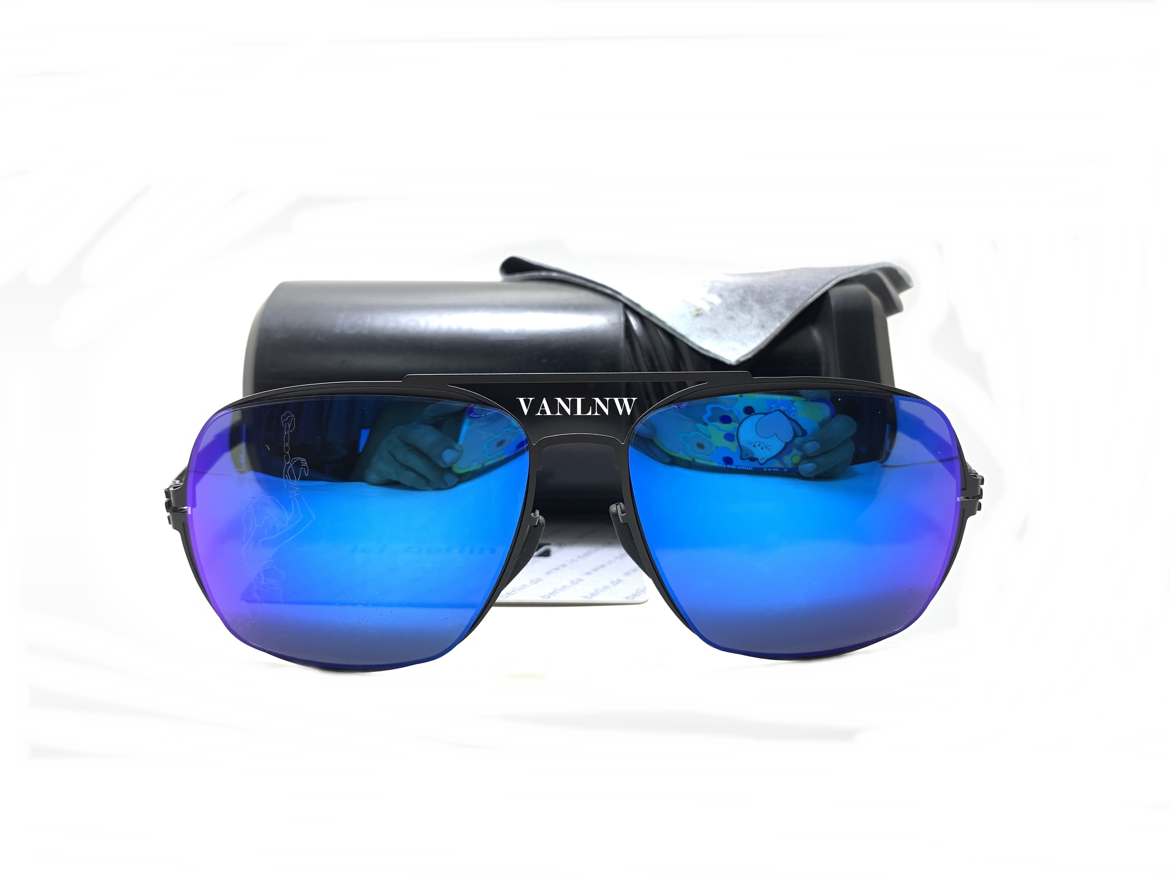 แว่นกันแดด ic berlin model stas formation black limited edition ขนาด 58-17 mm. <ปรอทน้ำเงิน>