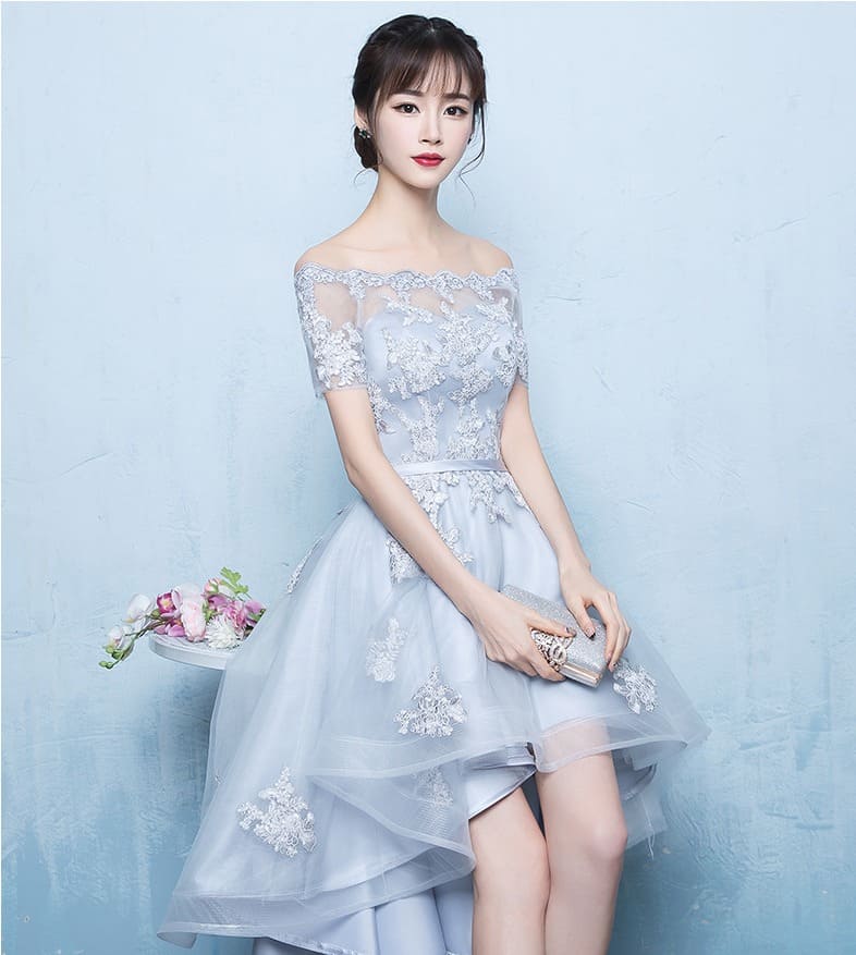 ชุดราตรี หน้าสั้นหลังยาว เปิดไหล่ แขนสั้น สีเทา งานร้อยหลัง Size XL