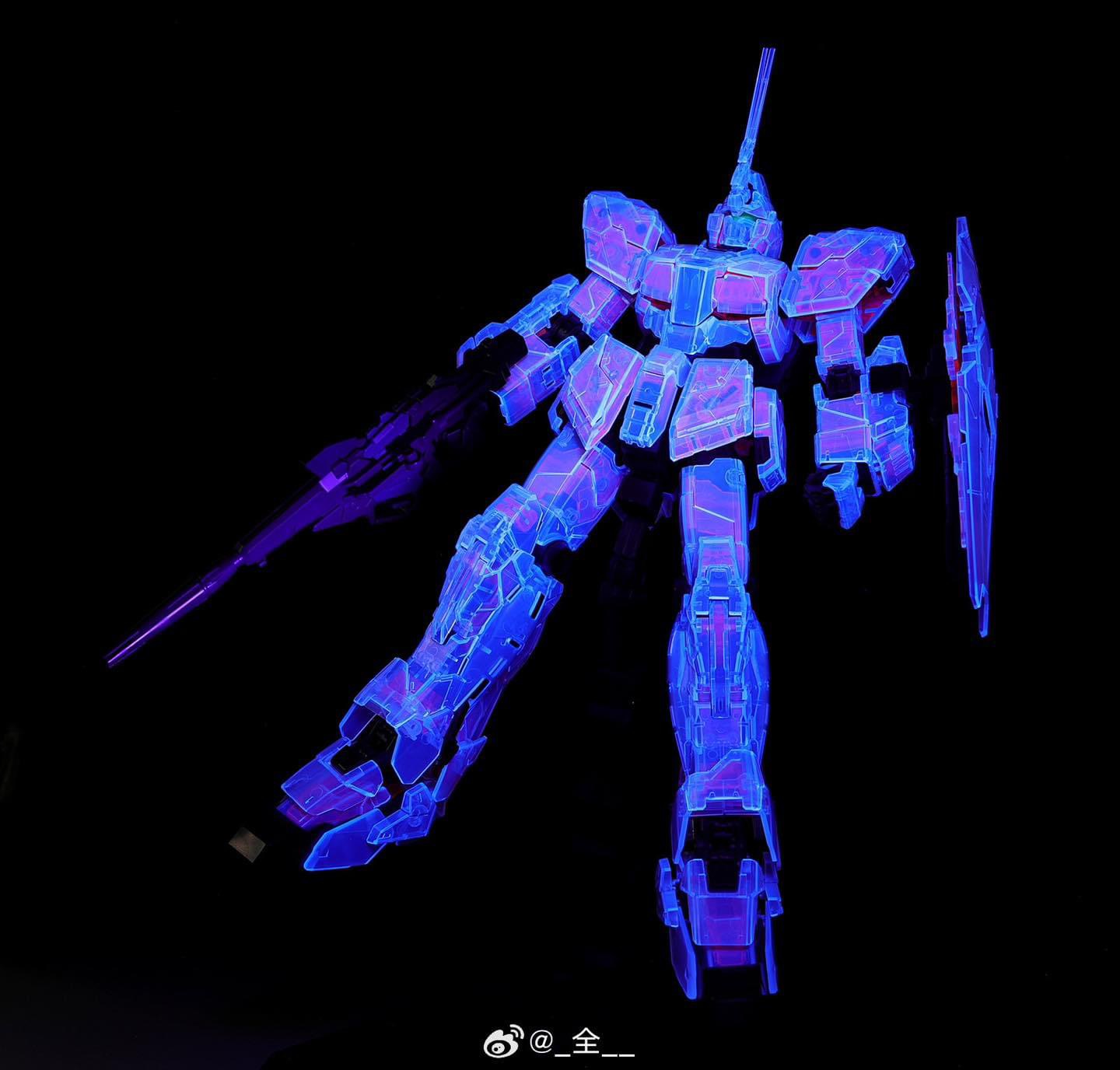 1/72 Unicorn + Transparent Armor Part [Fang Da Jing]
