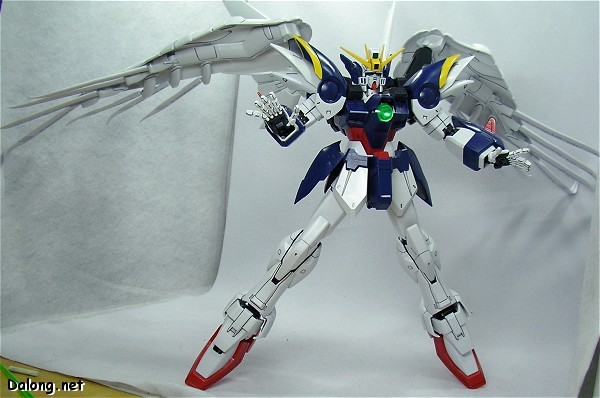 PG 1/60 W-Gundam Zero Custom