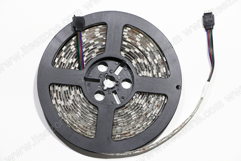 LED Strip เส้น ม้วน 5 เมตร RGB ผสมเป็นสีต่างๆ (กันน้ำ IP65)