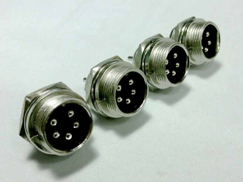 P.เครื่องส่ง 5P ติดแท่น