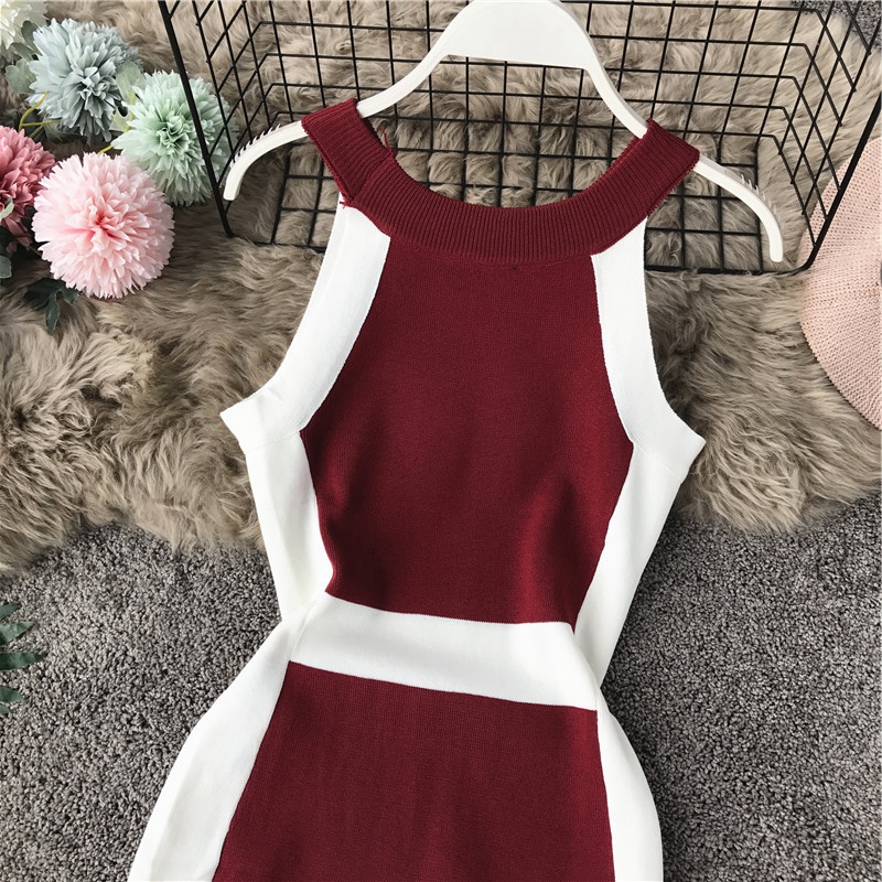 เดรสผ้านิตติ้ง ยืดกระชับเข้ารูปตามสัดส่วน Free size สีแดง