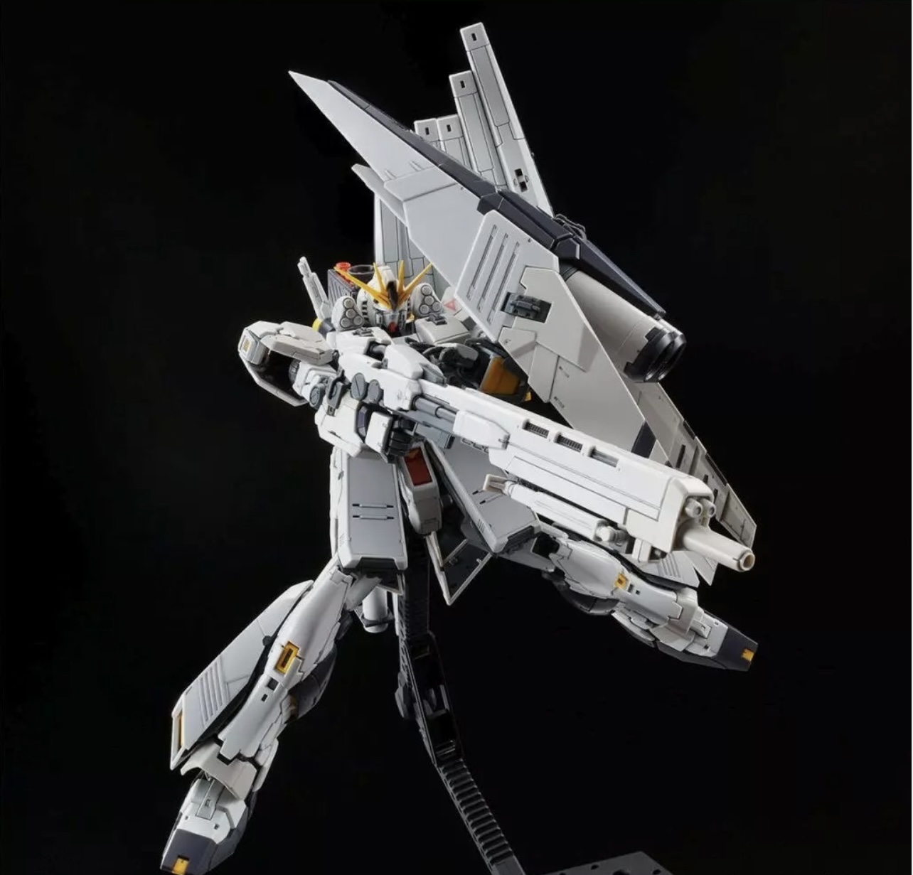RG 1/144 HWS RX-93 Nu (RG32A)