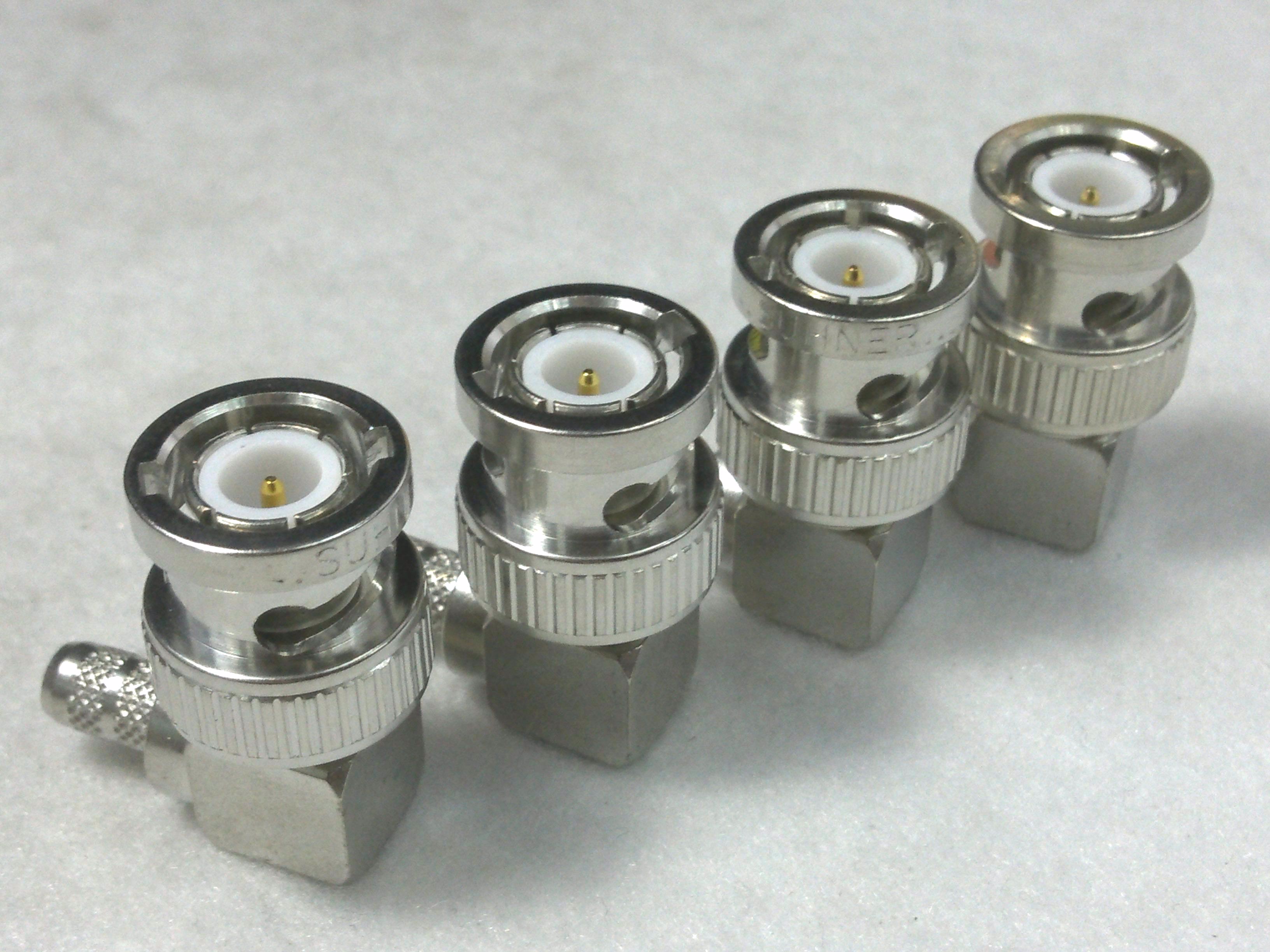 P.BNC-RG59 แบบงอ/Switzerland