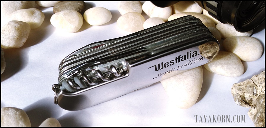 มีดพับแคมป์ปิ้งไวท์ Camping White Stainless Steel อุปกรณ์ 16 ฟังชั่น