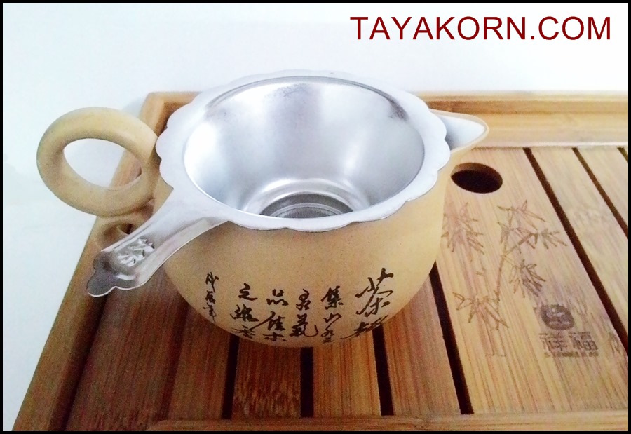 ขายส่งที่กรองชาสแตนเลสขอบดอกไม้ Stainless Steel Strainer FL0506