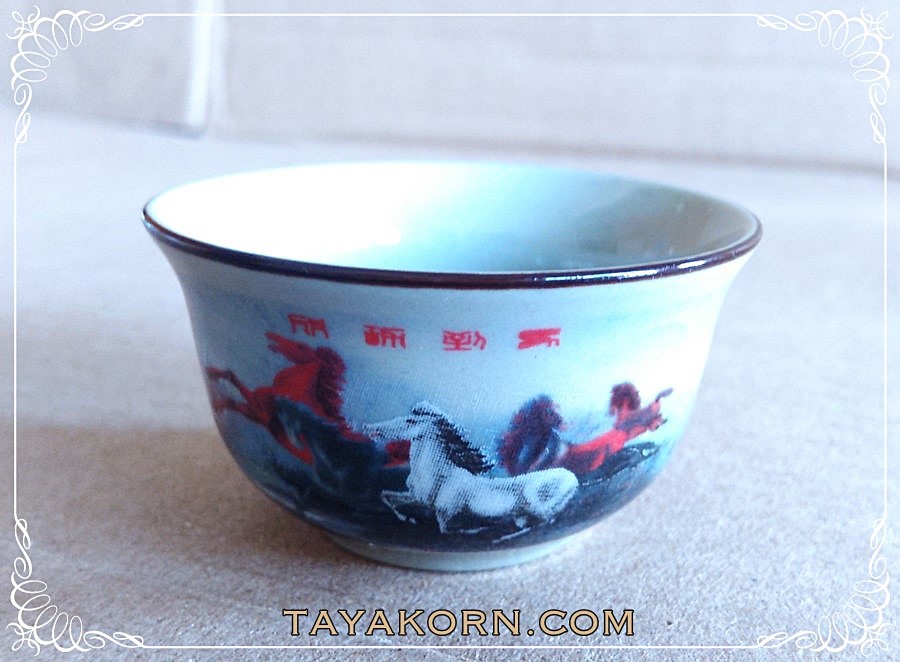 จอกชาจีน ลายม้าคนอง