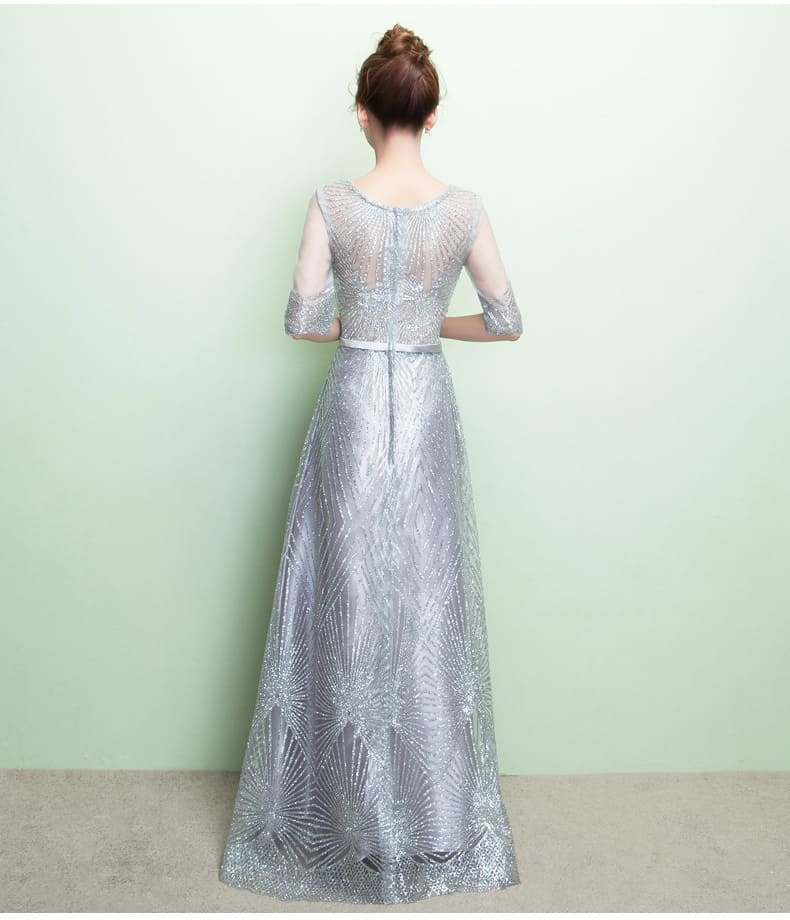 ชุดราตรียาว ทรงเอ แขนสามส่วน สีเทา ผ้ากลิตเตอร์ มีซับใน ใส่แล้วไม่คันคะ พร้อมส่ง L