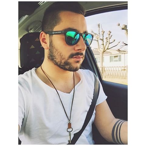 แว่นกันแดด HAWKERS X LUIS SUÁREZ GARRA CHARRUA <ปรอทเขียว>