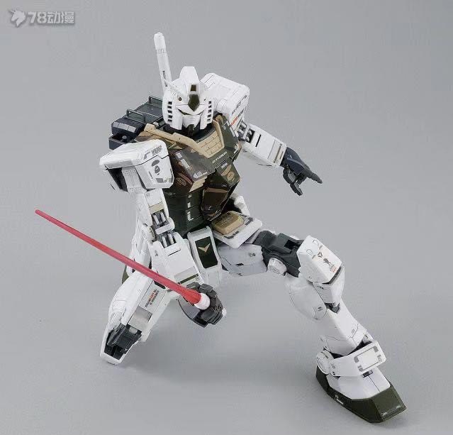 MG 1/100 AAPE RX-78-2 GRN-CAMO Ver3.0 (6628) [Daban]