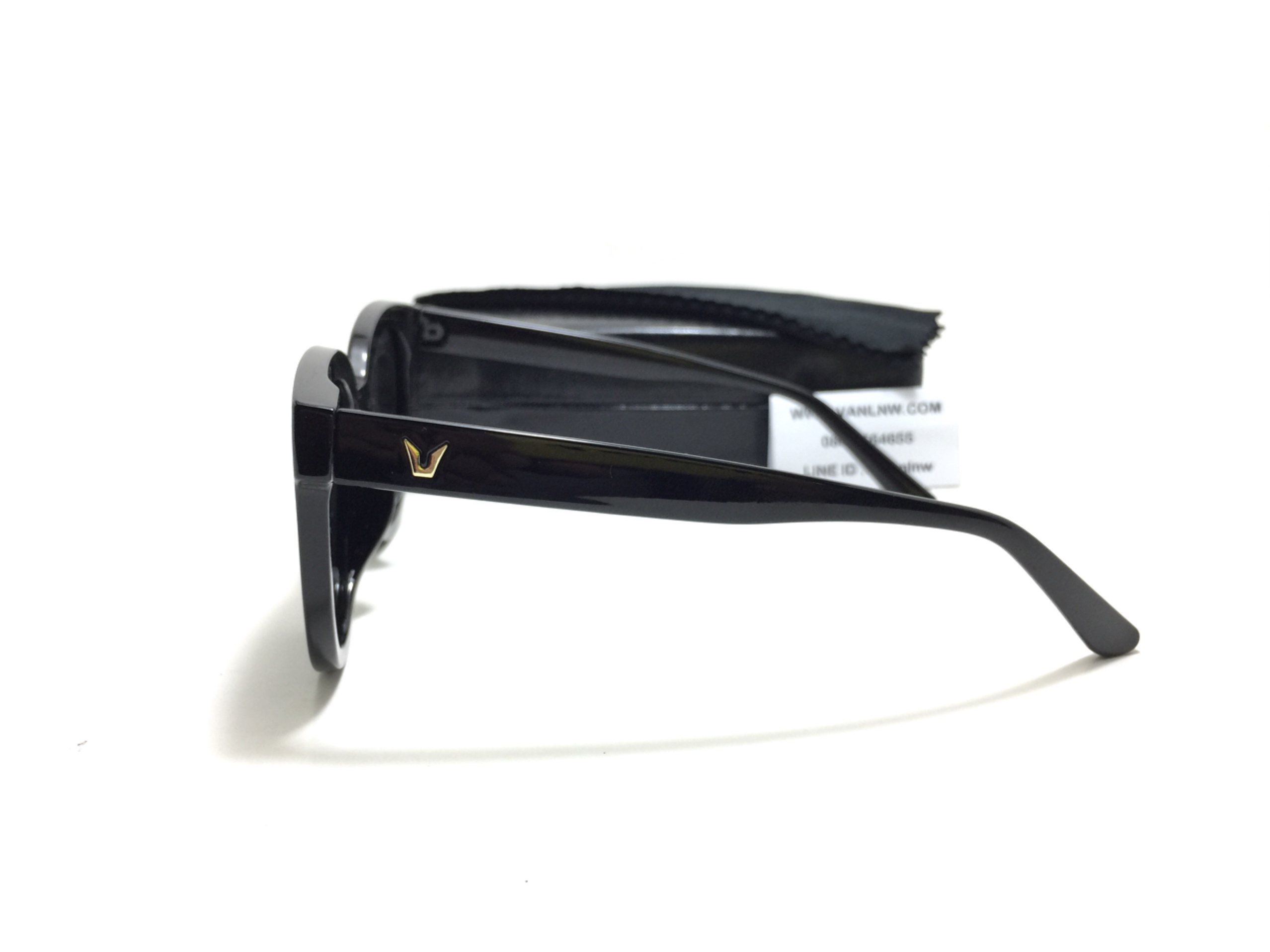 แว่นกันแดดแฟชั่นผู้หญิง Black Ready Stock 337 52-22 146 <ดำ>