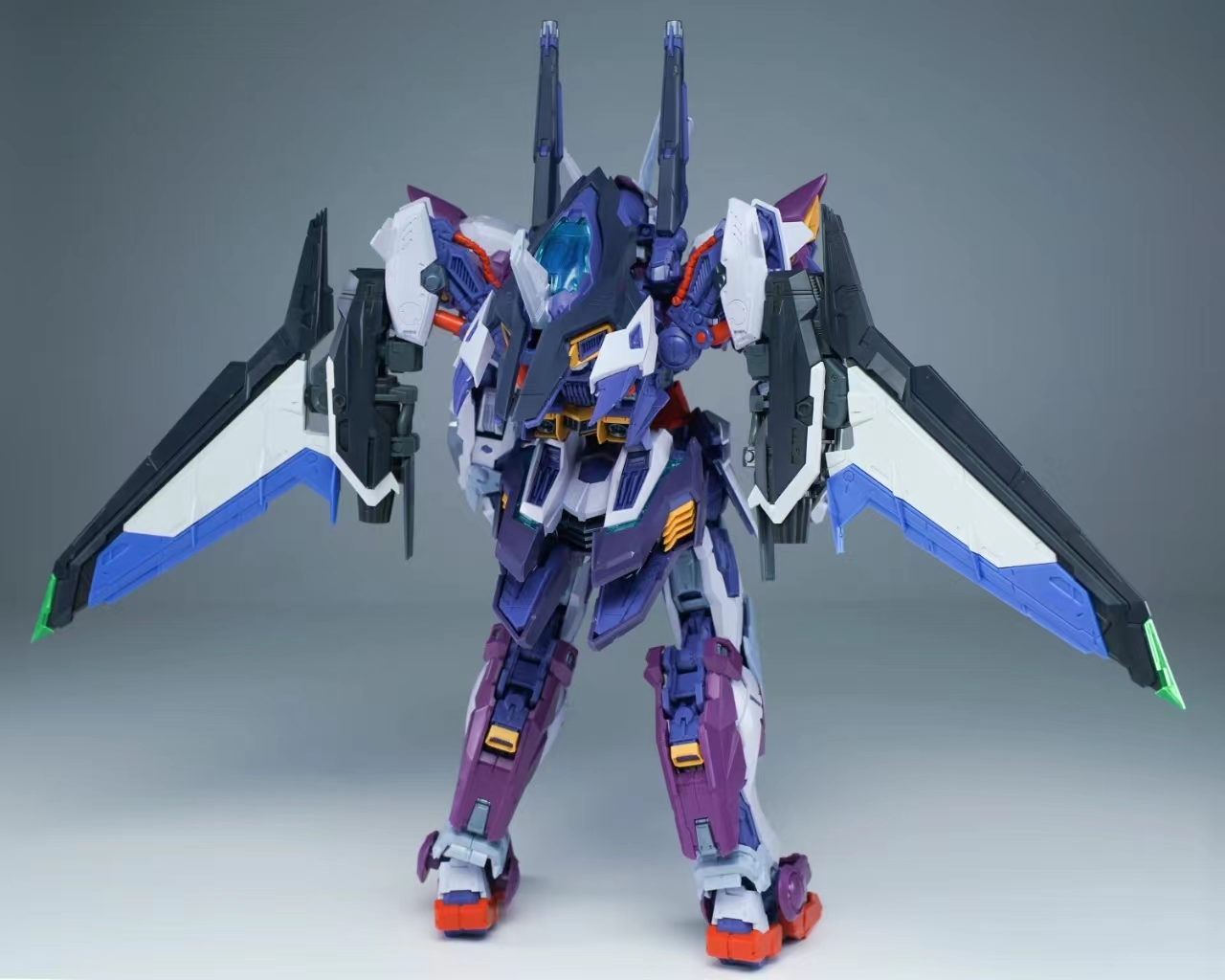 MG 1/100 Thunderbolt [IN ERA+]