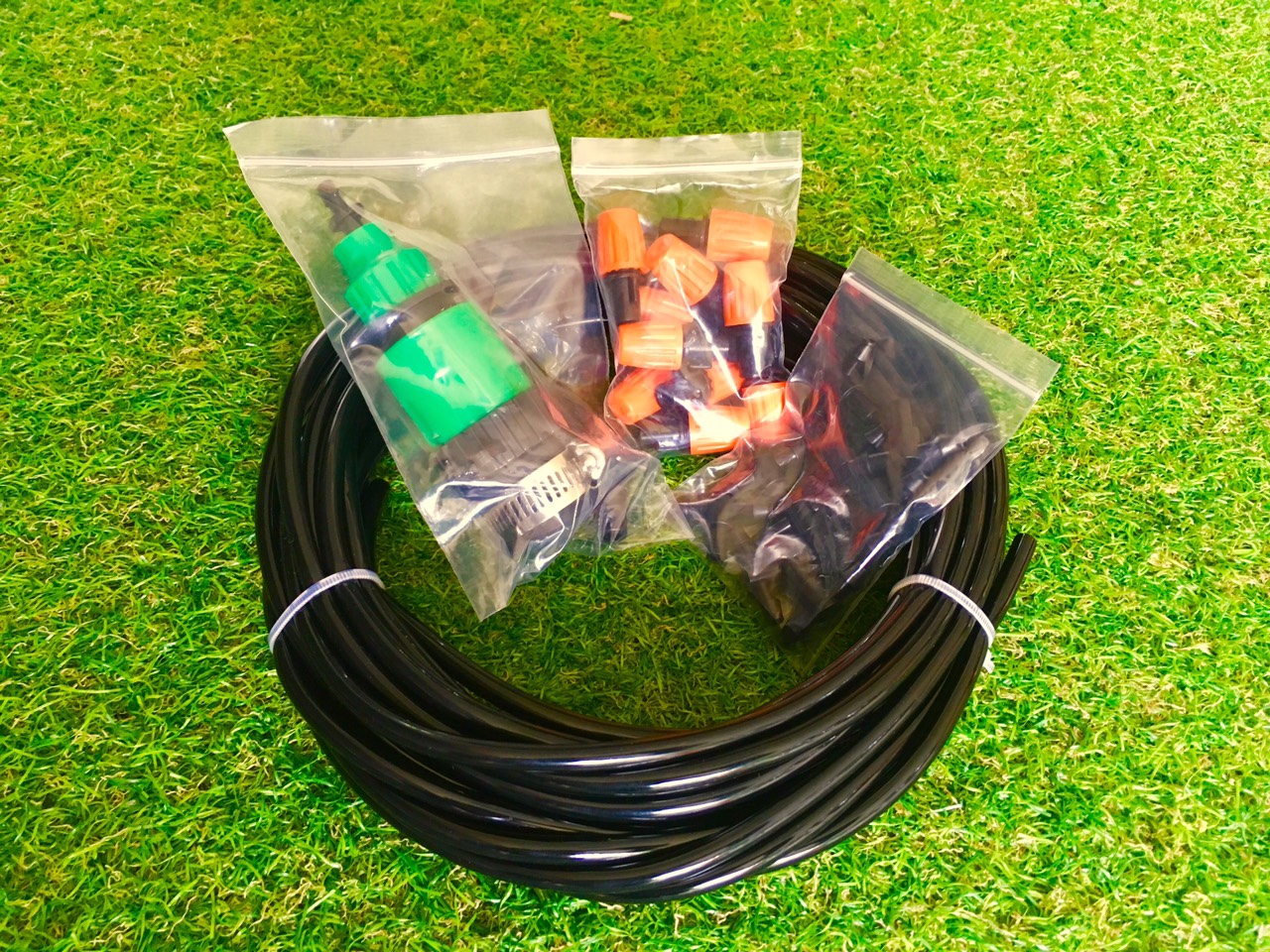 ชุดพ่นหมอกหัวเดี่ยว 20 หัว สายยาว 10 เมตร (สีดำ)