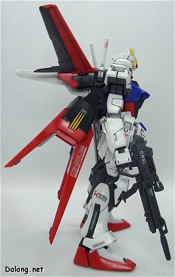 MG Strike Gundam