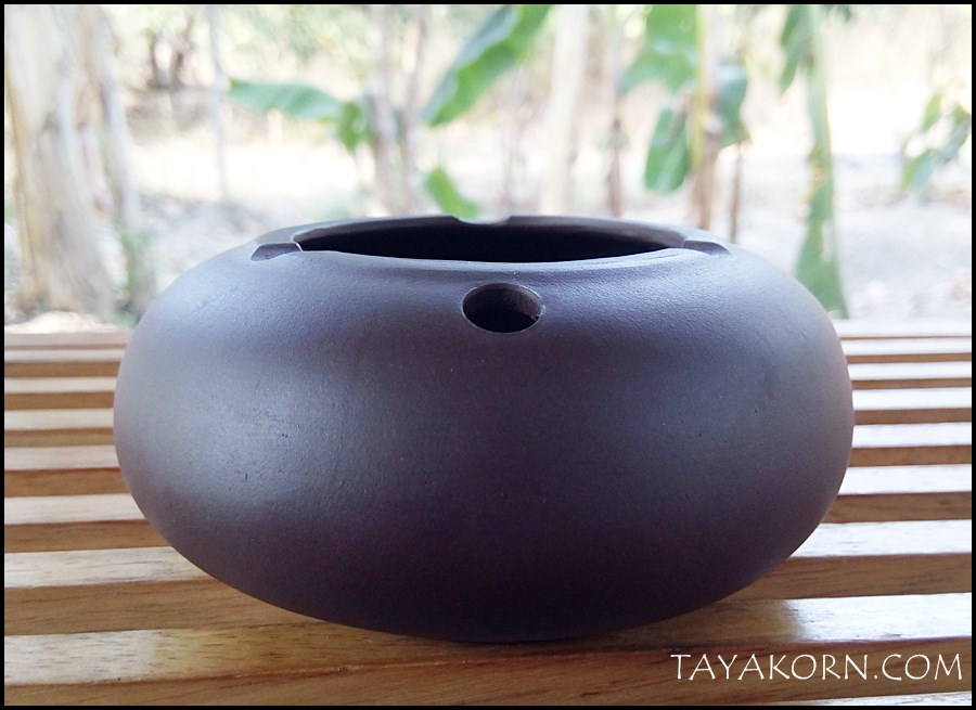 ที่เขี่ยบุหรี่ดินเผาอี๋ชง 福 จื่อหนี 紫泥 TKTC-P3