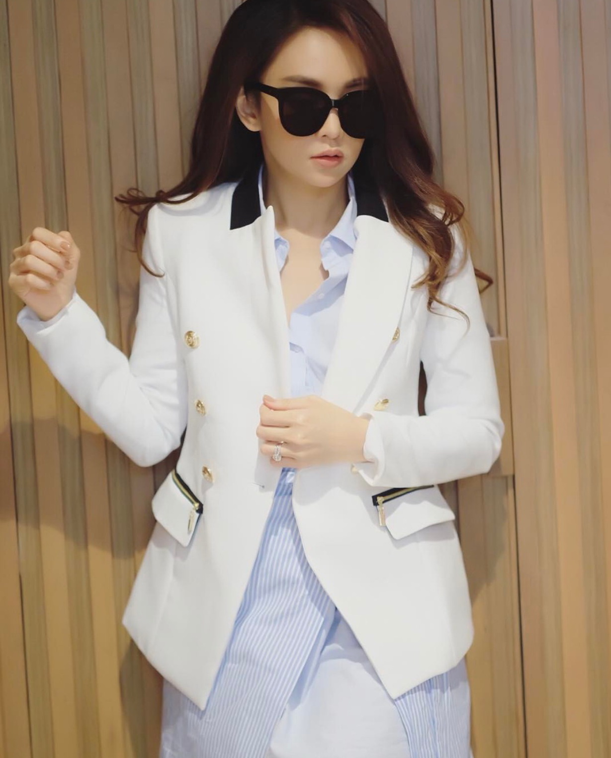 แว่นกันแดดแฟชั่นผู้หญิง Black Ready Stock 337 52-22 146 <ดำ>