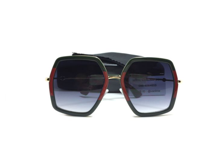 แว่นกันแดดแฟชั่นผู้หญิง Red Green Interval Box Gray Sheet 53-25 140 <เขียว-แดง>