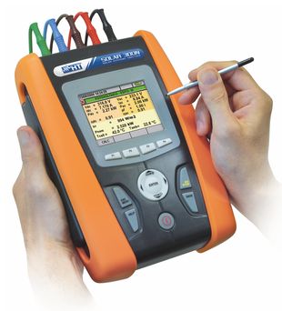 SOLAR300N Multifunction instrument for testing efficiency of PV systems and analysing mains quality in compliance with standard EN50160