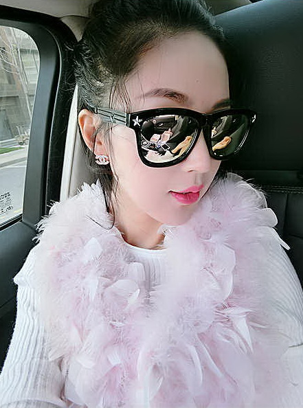 แว่นกันแดดแฟชั่น White Water Silver Pieces 77657 58-19 137 <ปรอทเงิน>