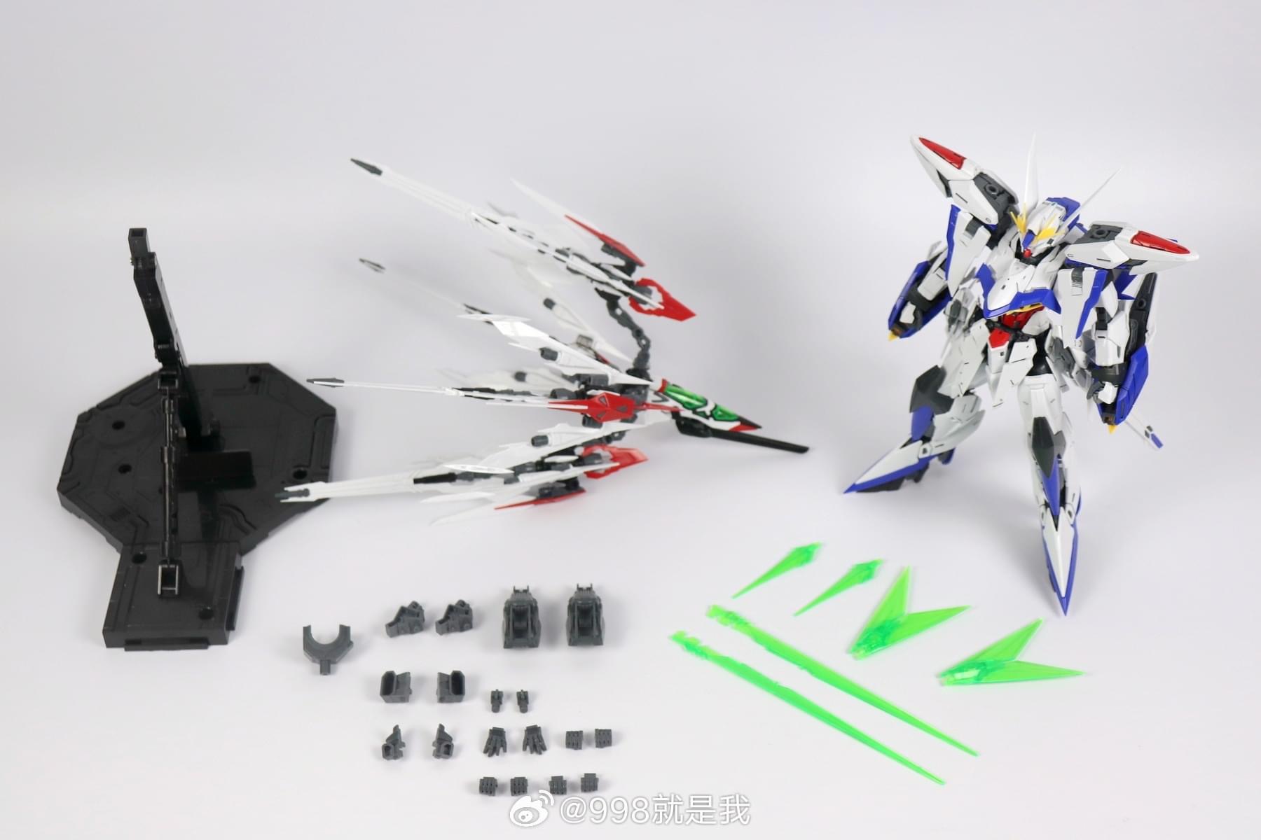 MG 1/100 Eclipse + Maneuver Striker Pack (6658) [Daban]