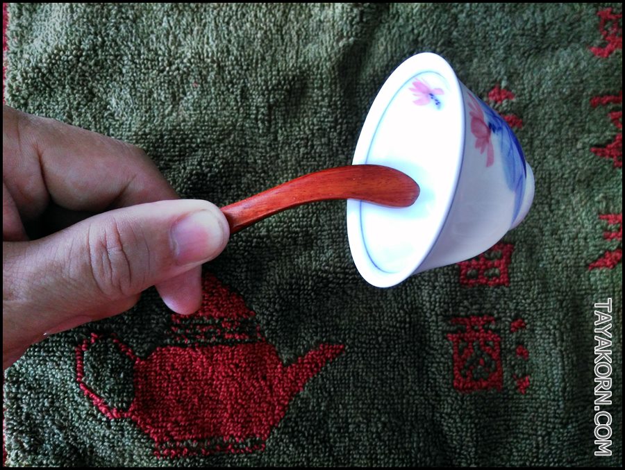 คีมไม้คีบแก้วชา แบบA TKTA-KK1