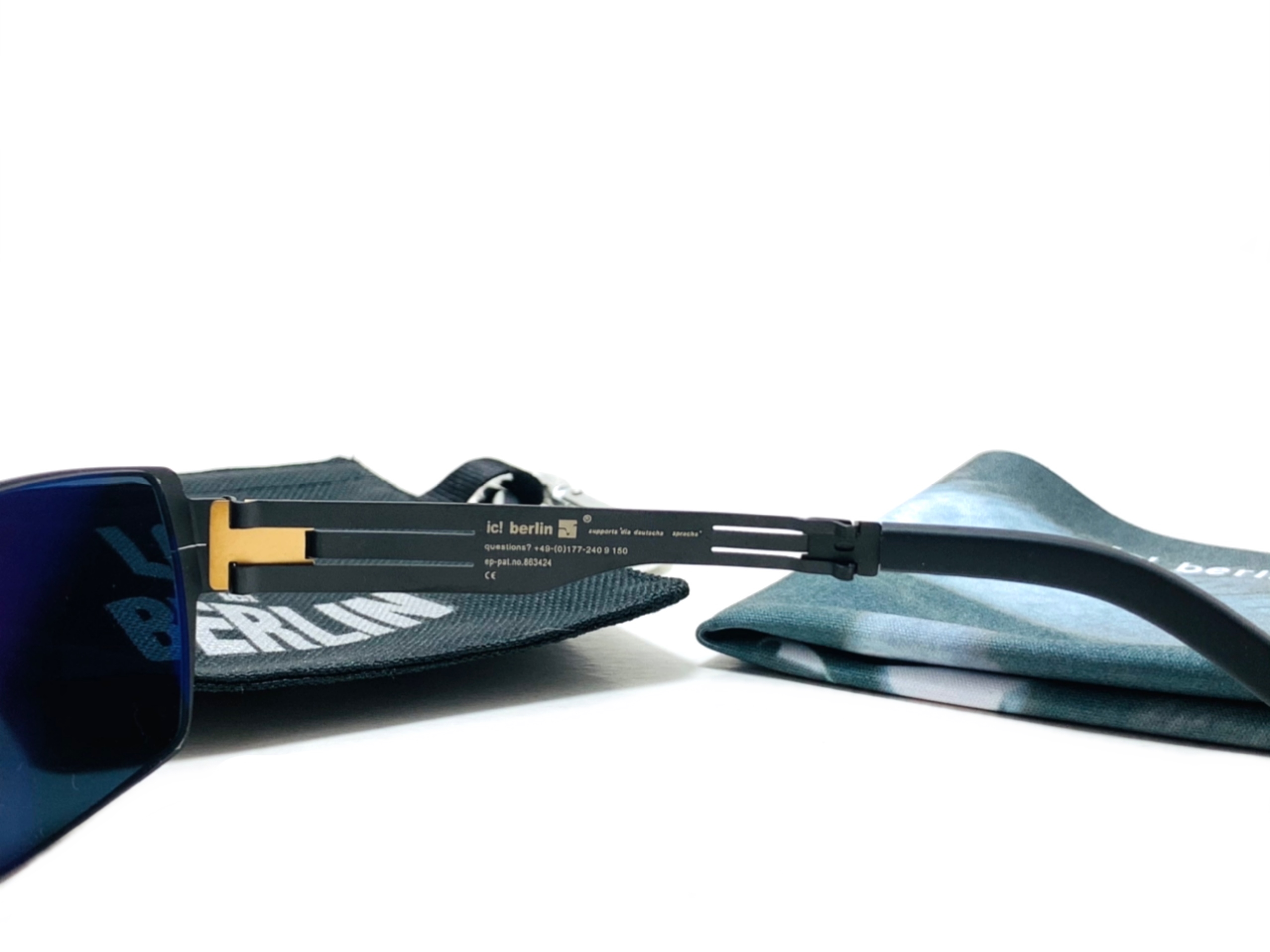 แว่นกันแดด ic berlin model neutron star black 57-19 แว่นกันแดดพับได้ <ดำ>