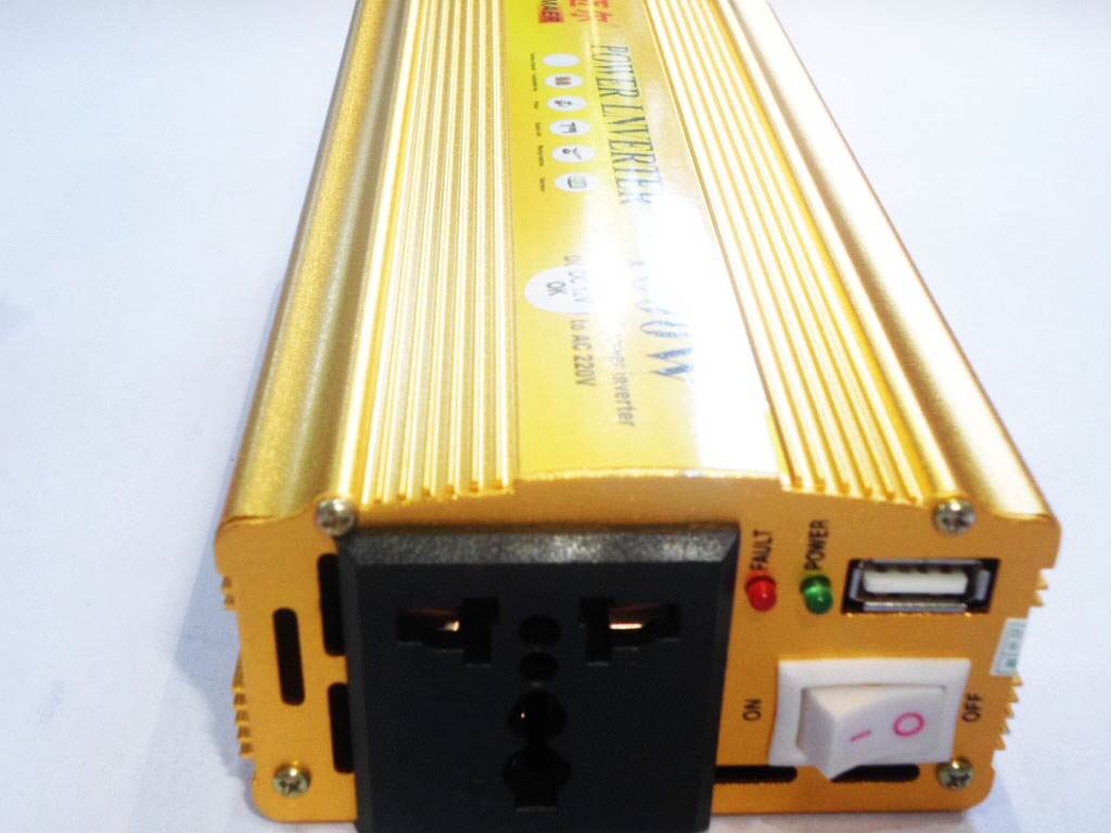 อินเวอร์เตอร์ ชนิด Modified 12V 220V 1500W ( CARMAER )