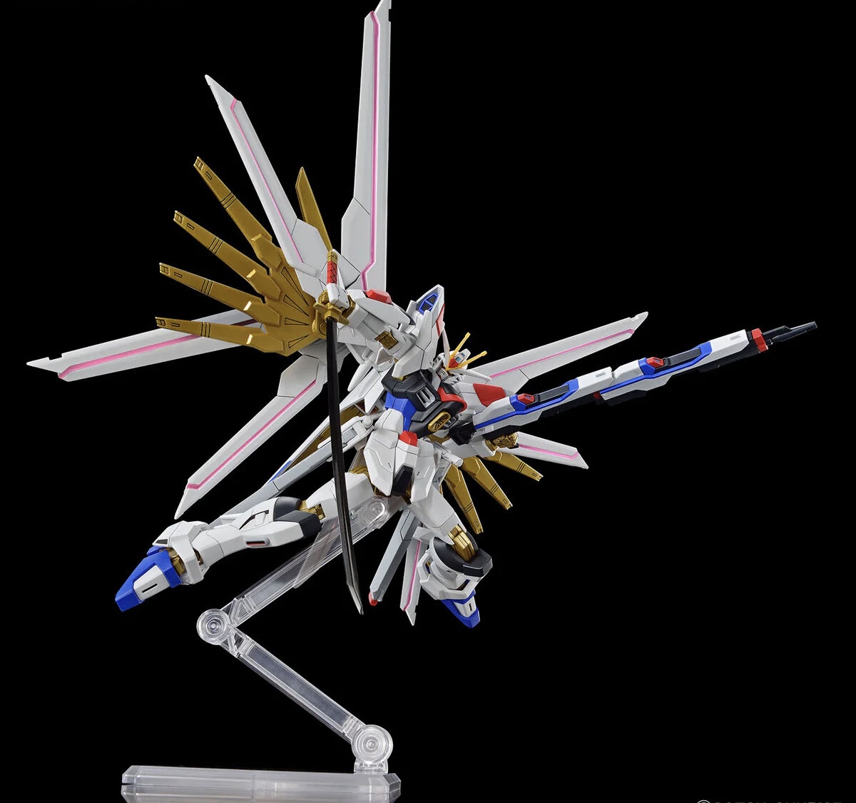 HG 1/144 Mighty Strike Freedom (250) [DuiJue]
