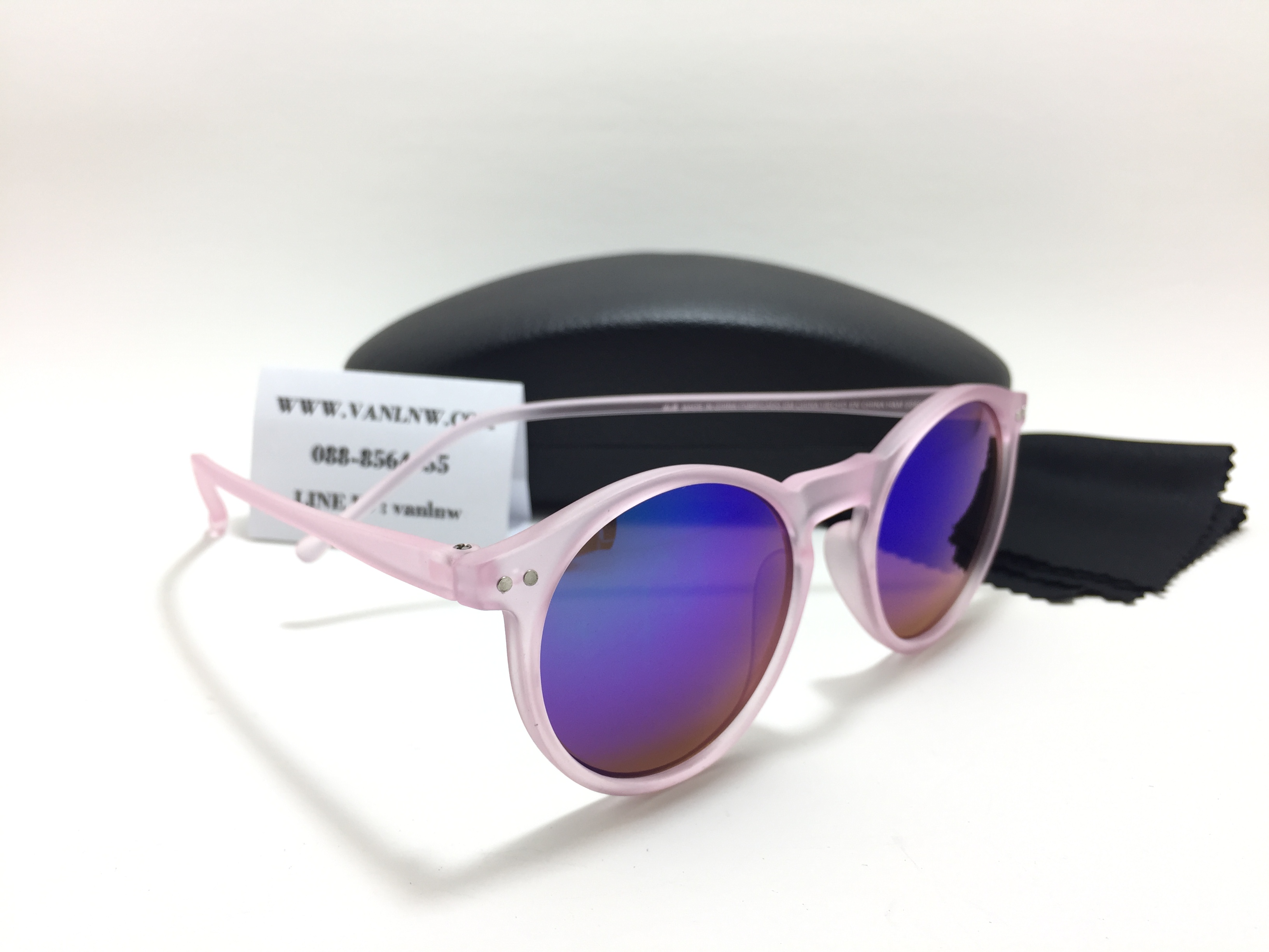 ็แว่นกันแดด H&M Sunglasses 205080 50-21 135 <ชมพู>