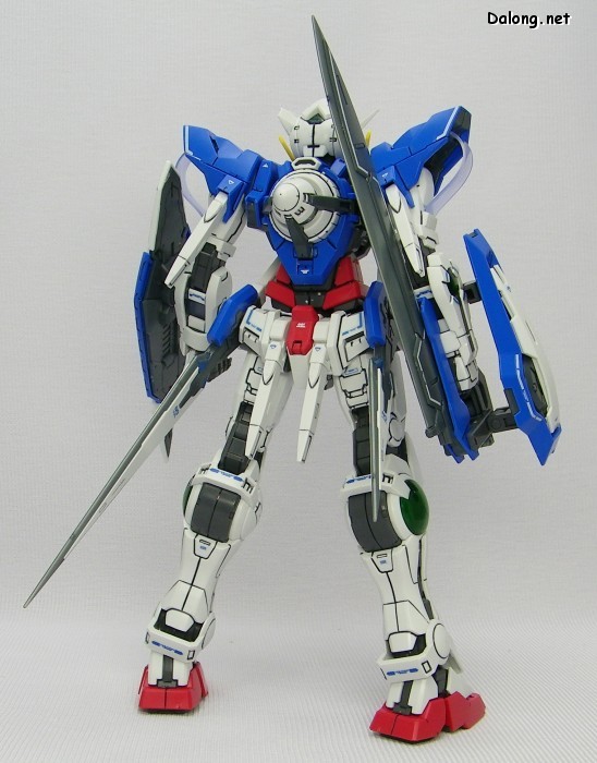 MG (023) 1/100 Gundam Exia