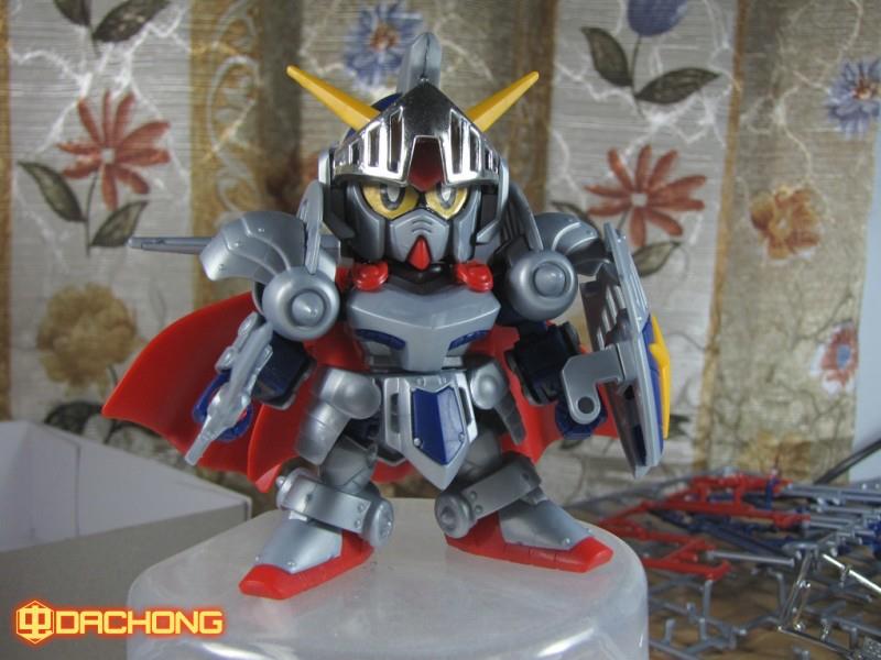 SD Knight Gundam + อาวุธเสริม [QY]