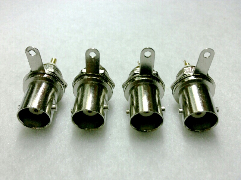 J.BNC แบบติดแท่น