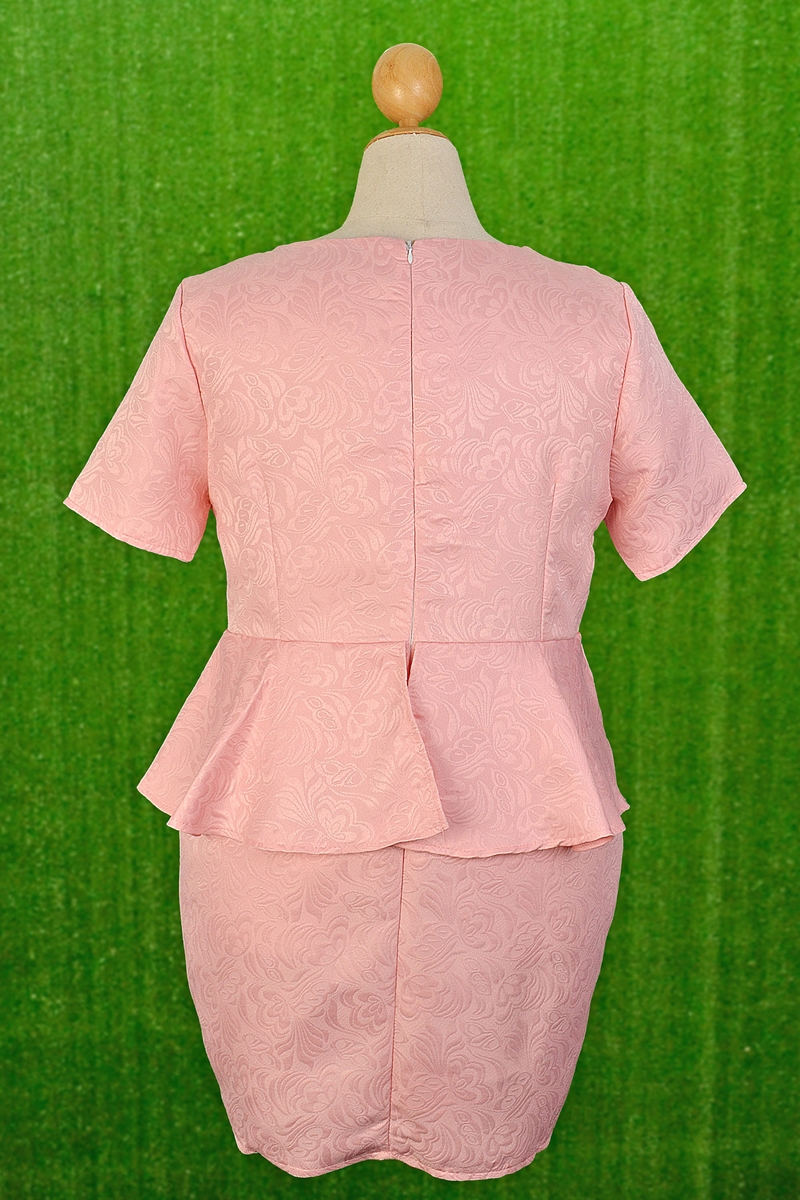 ชุดราตรีคนอ้วน ไซด์ใหญ่ เอว 38-41" สีชมพูโอรส แขนสั้น ผ้าพิมพ์ลาย ช่วงพลางหน้าท้อง กระโปรงทรงสอบ