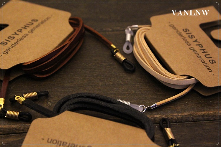 สายคล้องแว่นตาวินเทจ Sisyphus Genderless Generation Hand Made หนังแท้ 100% ความยาว 77 cm.